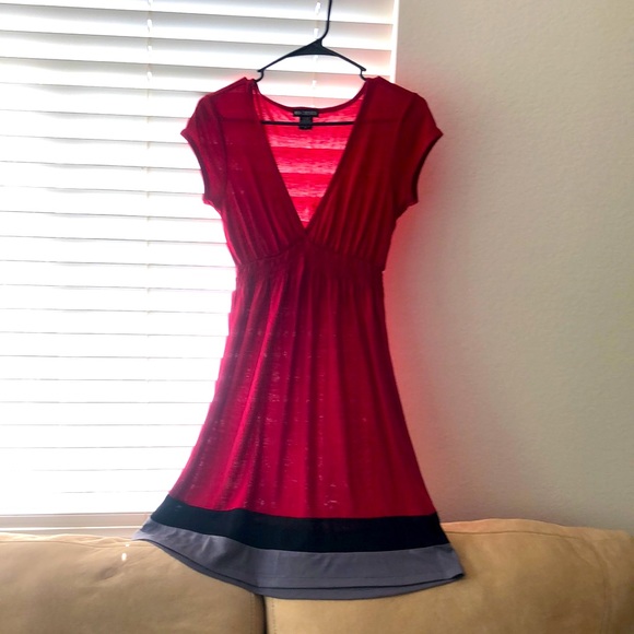 Dresses & Skirts - Burgundy Tee Dress